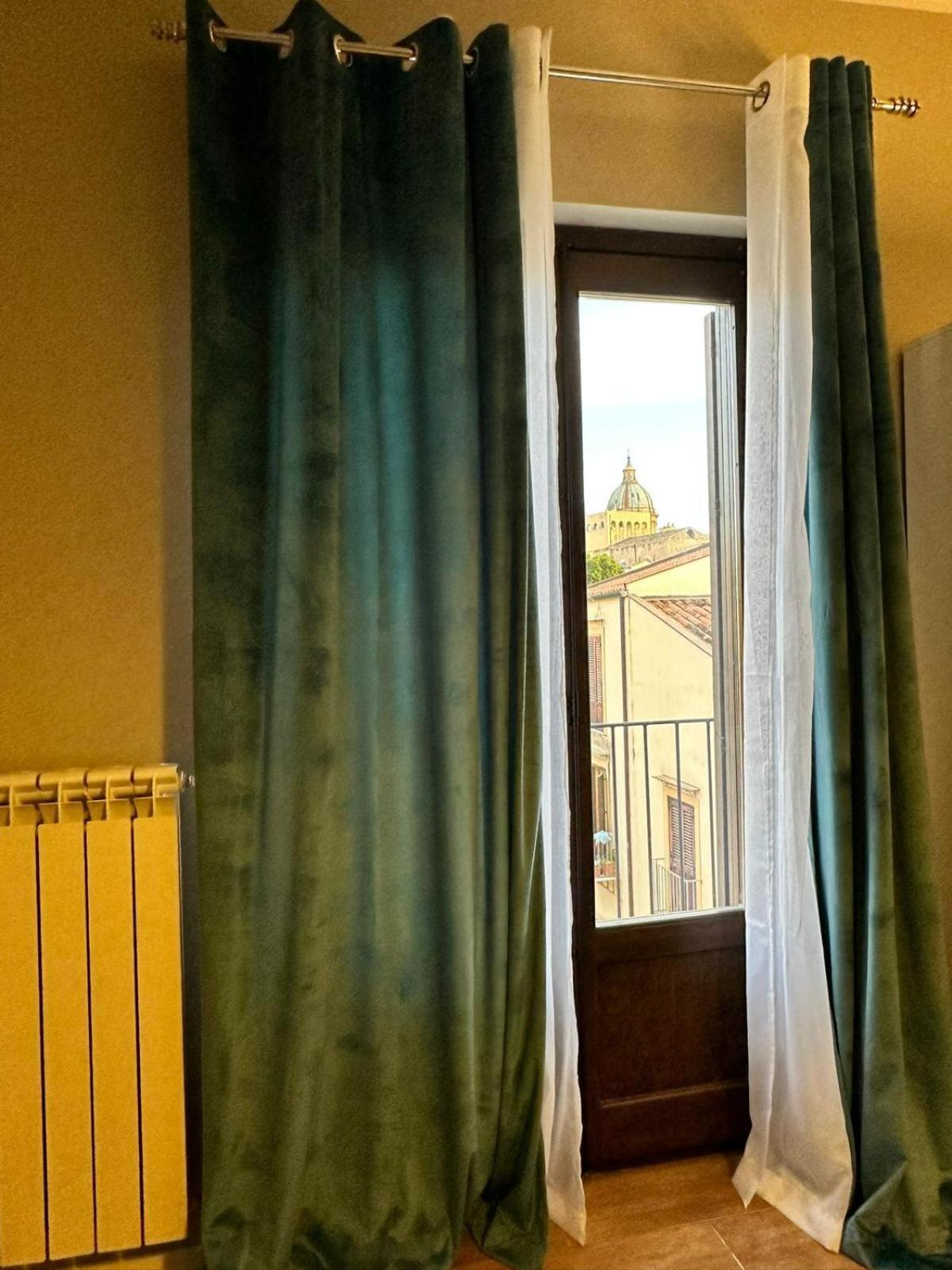 Centrumassimo Apartment Palermo Dış mekan fotoğraf